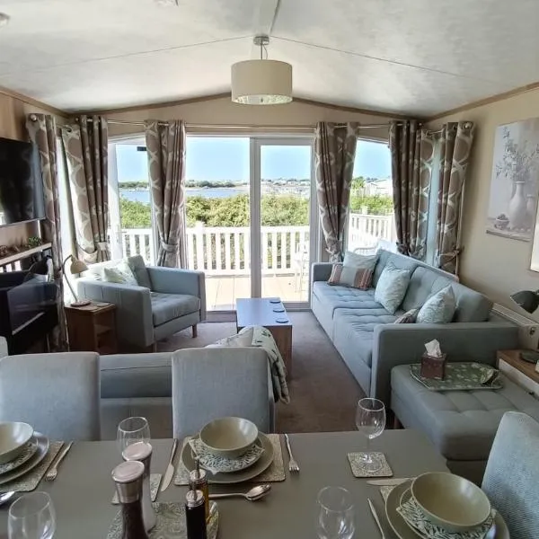 95C Sunset View Port Haverigg Marina Village, hôtel à Millom