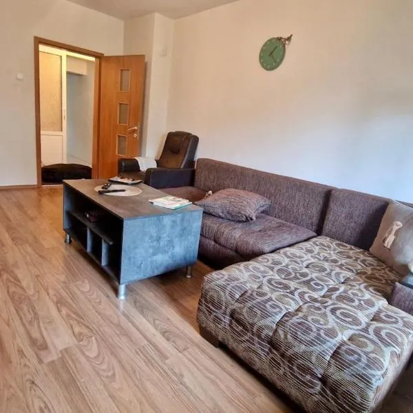 Stylish Apt, Free Parking, Near Center & Airport, hotel em Varna City