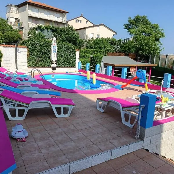 Princess&Prince Apartment with swimming pool and garden, hotel en Rijeka