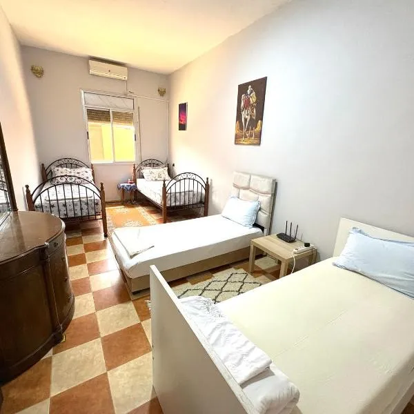 appartement avec deux chambres climatisé, hotel v destinaci Errachidia