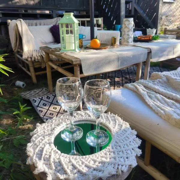 Apartment with terrace and barbecue area, hotel in Mosty