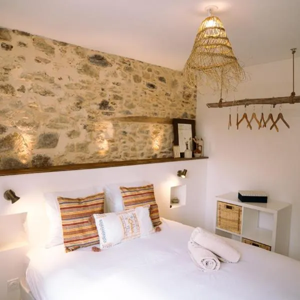 Kasbah Mahau - 4 personnes, hotel v destinaci Nieul-le-Dolent