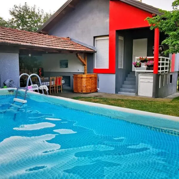 Vikendica Lukavac, hotel v destinaci Lukavac
