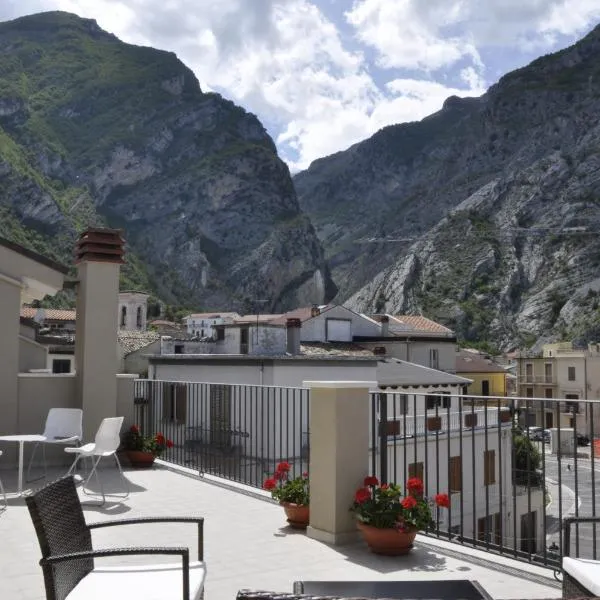 Da Oreste Affittacamere, hotel in Roccascalegna