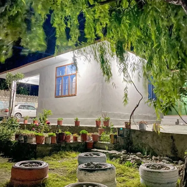 Mountain Dale Guest House, hotel en Gilgit