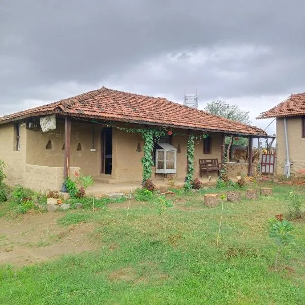 Shiva kashi Home stay, hotel in Maheshwar