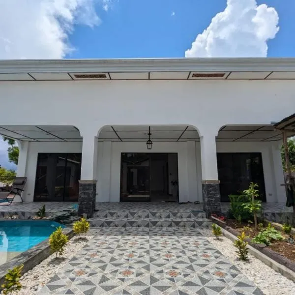PalomaVilla Resort – hotel w Panglao City