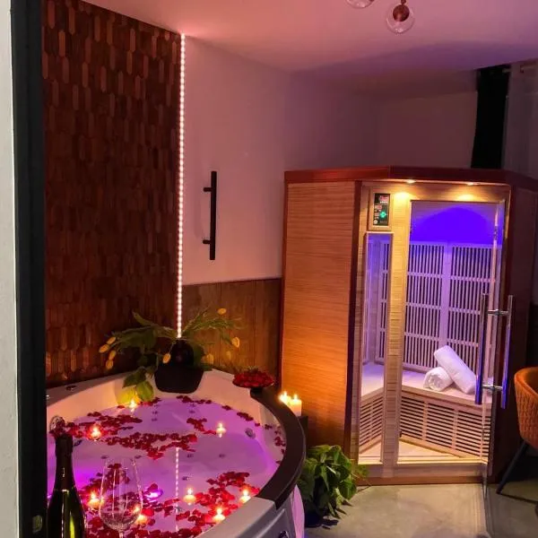 Évasion-SPA balneo loveroom, hotel em Bourges