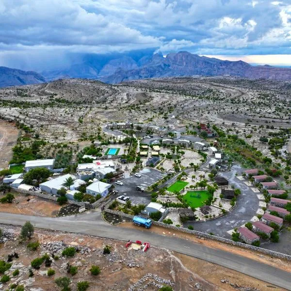 Jebel Shams Resort منتجع جبل شمس, hotel v destinaci Dār Sawdāʼ