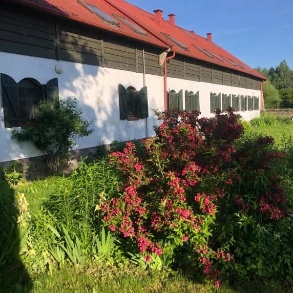 Uroczysko Deresze, Hotel in Giławy