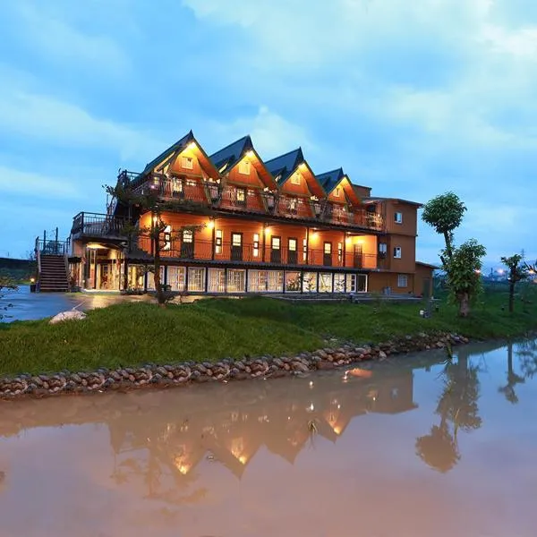 Artisan Hostel, hotel v destinaci Toucheng