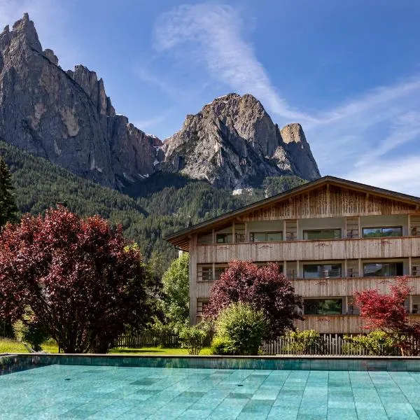 Artnatur Dolomites Hotel & Spa, hotel in Siusi