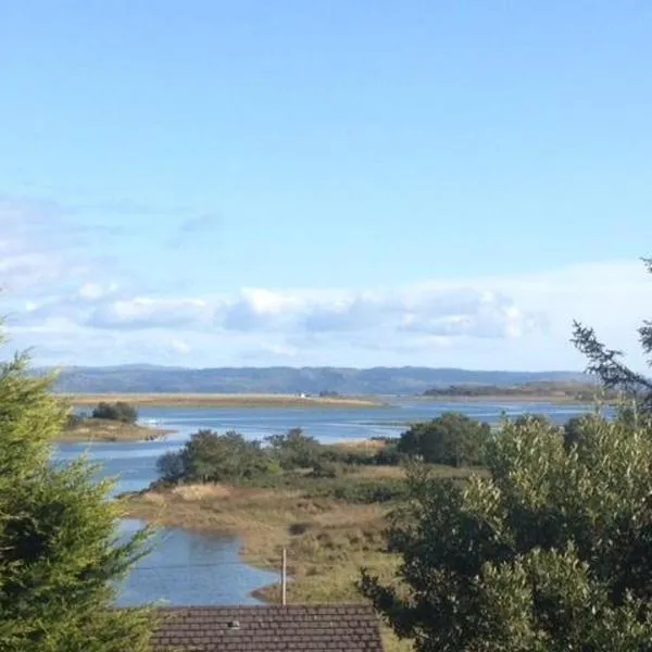 Bramble Cottage 1, 2 & 3, hotel v destinaci Lochdon