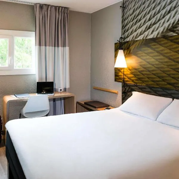 ibis Bourg en Bresse, hotel v destinaci Bourg-en-Bresse