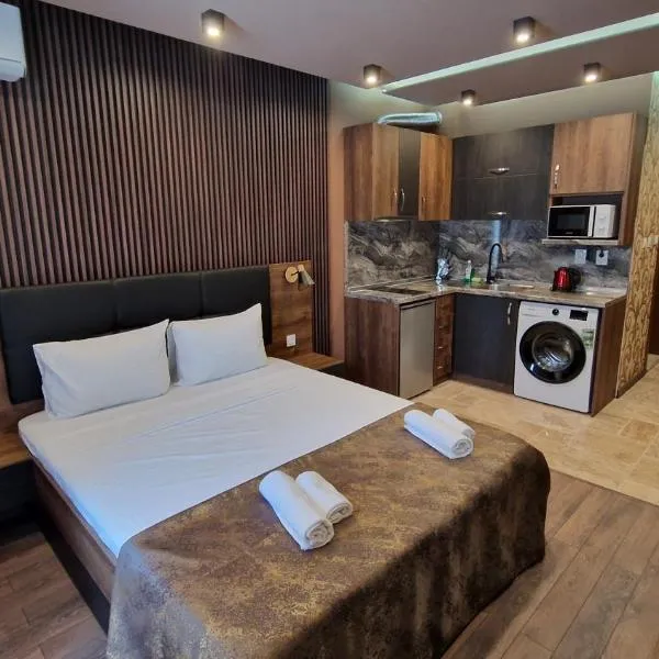 MitProt Panorama Bay 2 Luks Studio 32, hotel in Sveti Vlas