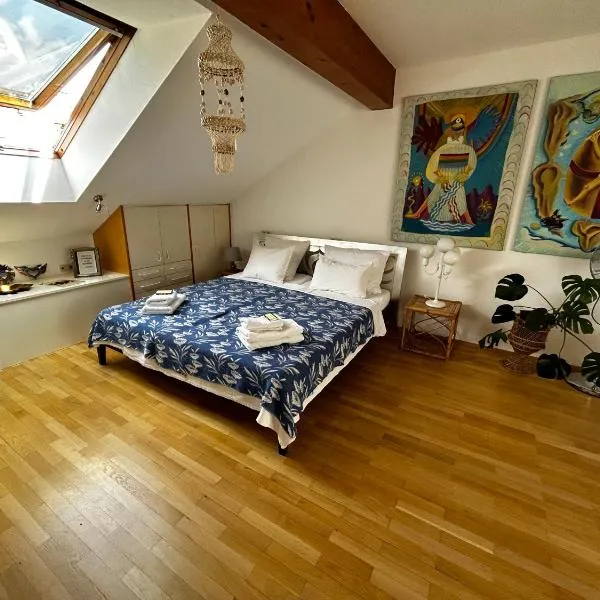 Zentrales, sonniges Appartement im Herzen von Graz, hotel in Graz