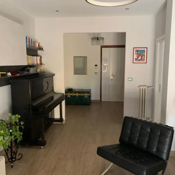 Penthouse in the historic center, hotel in Brindisi