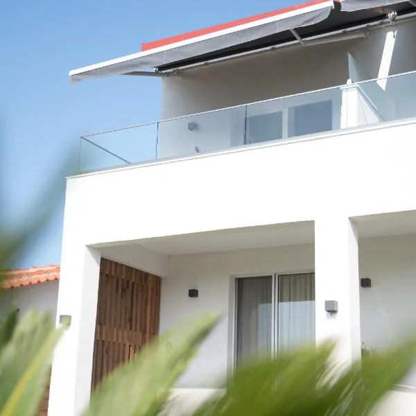 Sunset View House in Halkidiki, hotel in Nea Potidaea