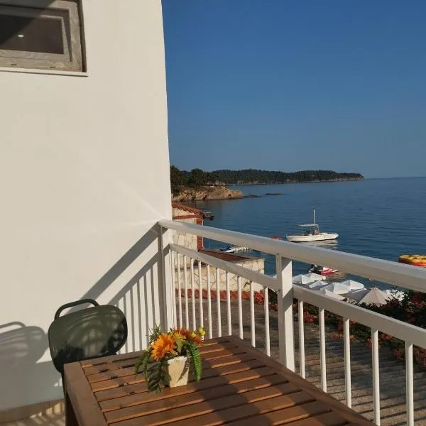 Studios Arto, hotel in Pefkari