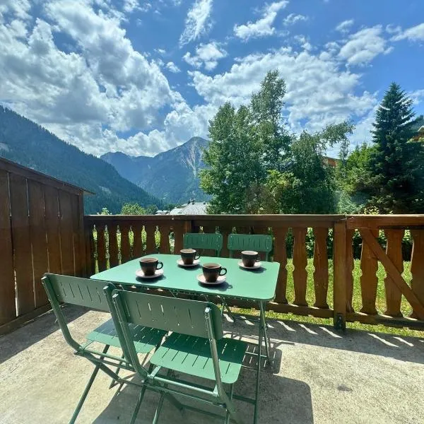 L’Aiglon Grand studio familial: Champagny-en-Vanoise şehrinde bir otel