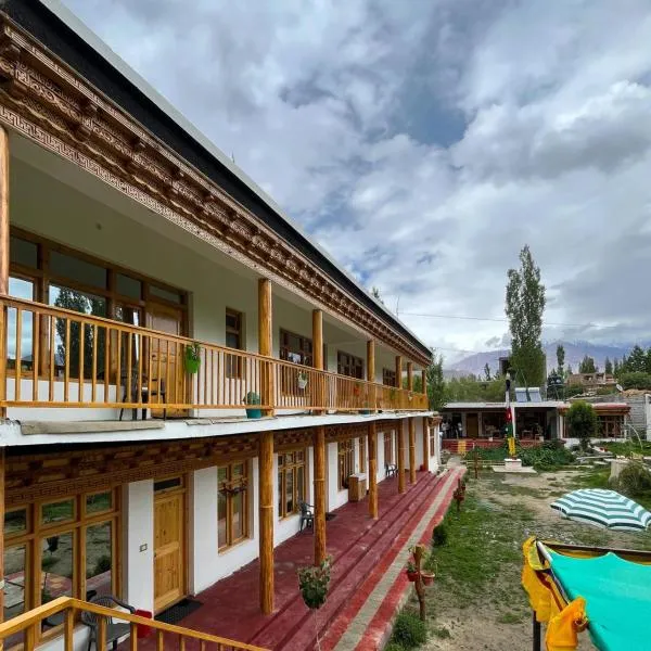 Ladakh Ecotel Farmstay, hotel v destinaci Charāsa