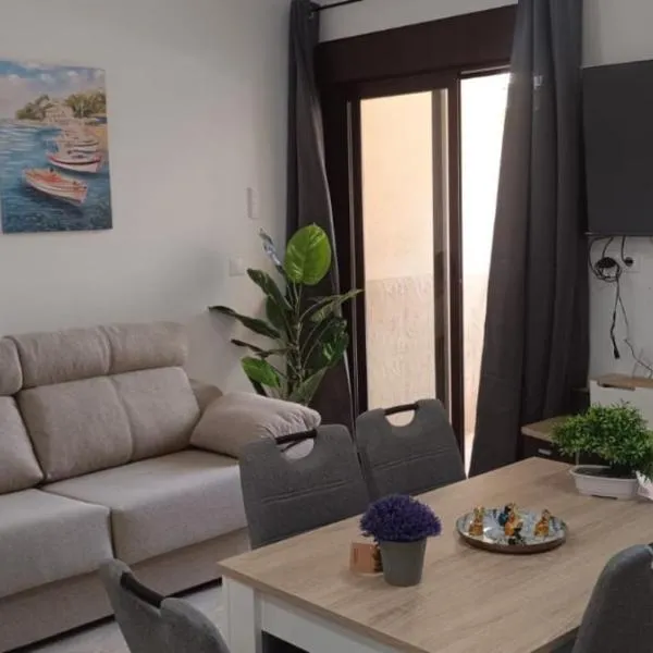 Apartalux San Pedro Luna, hotel v destinaci San Pedro del Pinatar