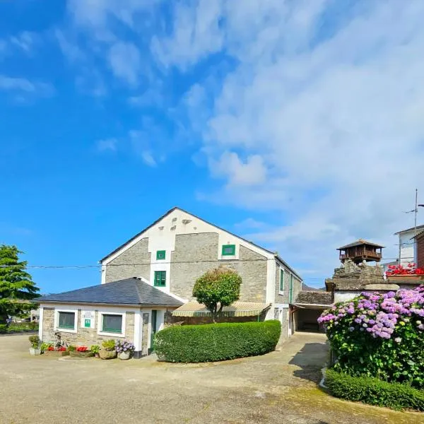 Casa Choureiro Apartamentos Rurales, hotel em Navia