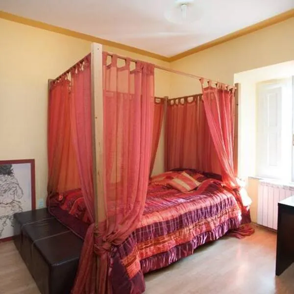 Torretta 16 red room, hotel en Tuscania