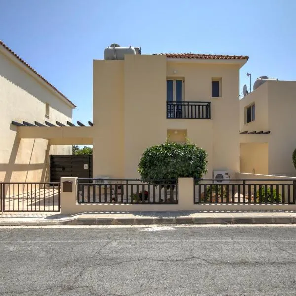 Seaview Villa in Peyia | Private pool & jacuzzi by VICHY Holidays, viešbutis Pafose