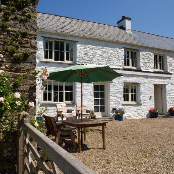Bayvil Newport, Pembrokeshire, hotel in Nevern