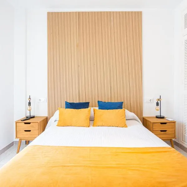 Dúplex 8, en primera línea de playa, hotel in Sanlúcar de Barrameda