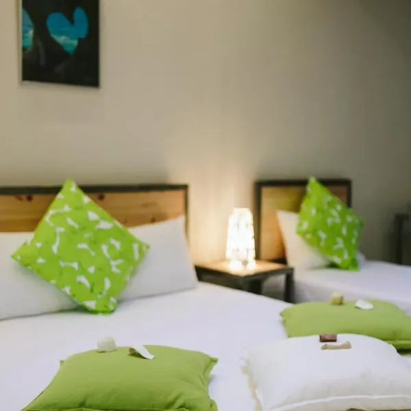Zonita Guest House, hotel in Nea Plagia