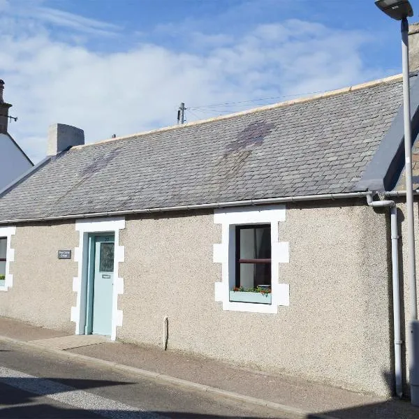 Three Creeks Cottage, hotel in Portknockie
