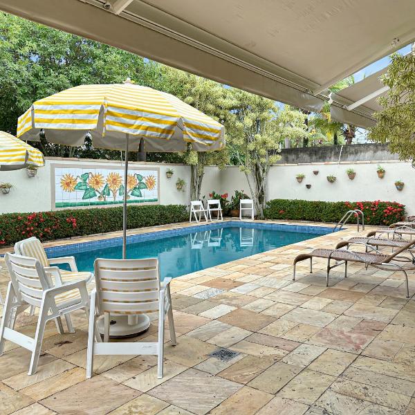 AC - Piscina - 1 Suite com banheiro - 200m do mar