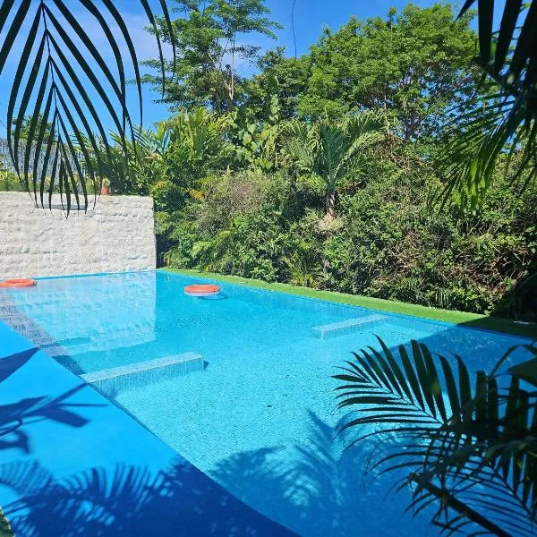 Ballena Rey Hotel, hotel v destinaci Uvita