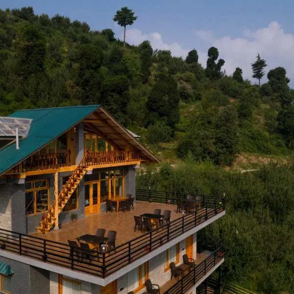 Sharan Stay - A Luxury Mountain Retreat: Nagar şehrinde bir otel