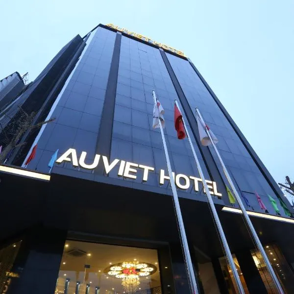 Au Viet Hotel, hotel i Vân Lũng