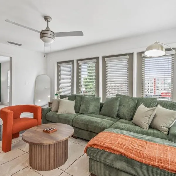 Reynoldstown Lux 2BR, Rooftop Deck, Near Beltline & Downtown, Free Parking, hotel en Atlanta