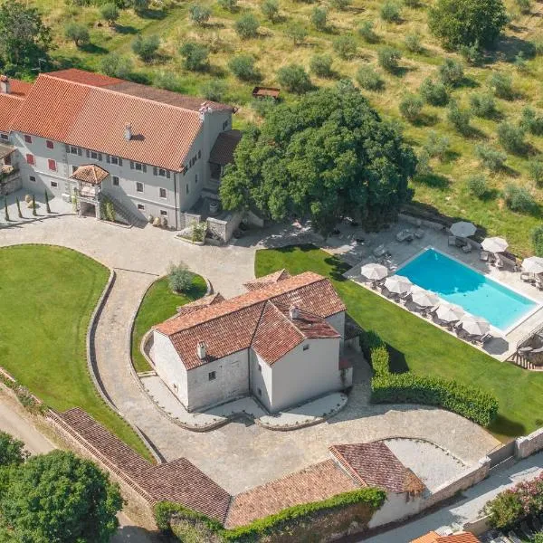 San Tomasini Heritage Hotel & Wedding Venue, hotel in Višnjan
