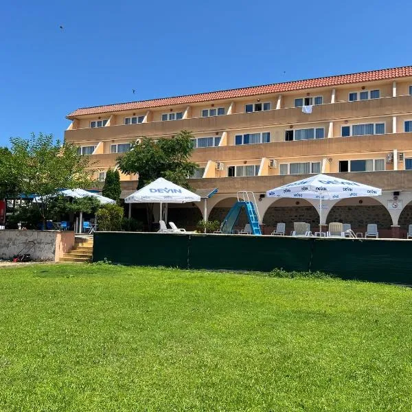 Лозенец Резорт, hotel v destinaci Lozenets