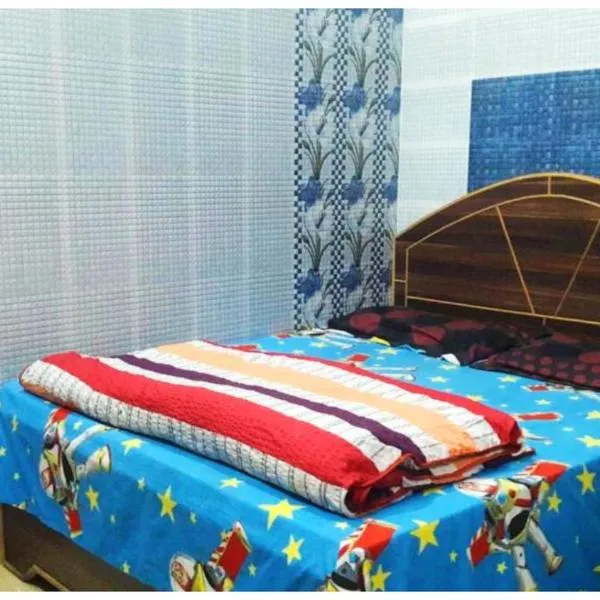 HARIDWAR HOTEL "SAI KRIPA" NEAR MANSA DEVI TEMPLE & HAR KI PAURI GANGA GHAT- #Restaurant #Wi-fi #Parking Facilities - Newly Renovated Guest House In HARIDWAR, hotell sihtkohas Haridwār