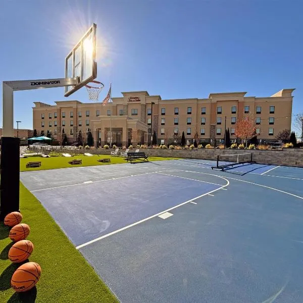 Hampton Inn and Suites Robbinsville, hotel v destinaci Robbinsville