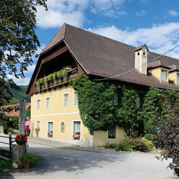 Landhotel Restaurant Hubinger, hótel í Thörl