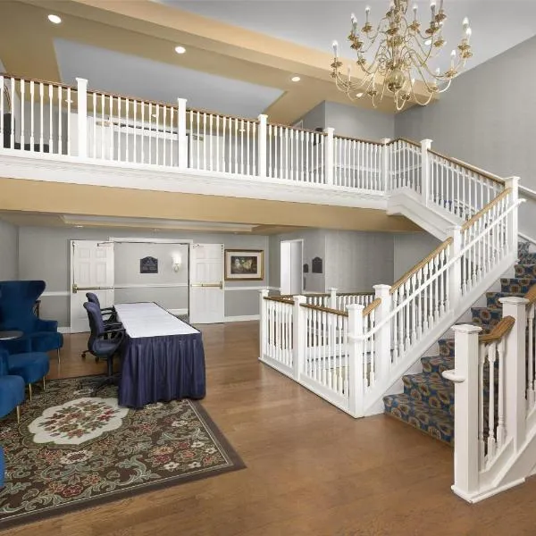 Virginia Crossings Hotel, Tapestry Collection by Hilton, hotel in Richmond