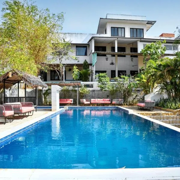 9 Bedroom Villa Mui Ne With Private Pool, khách sạn ở Mũi Né