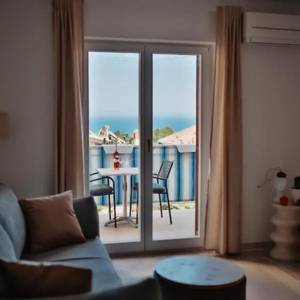 Sea view bliss, free parking, מלון באיצ'יצ'י