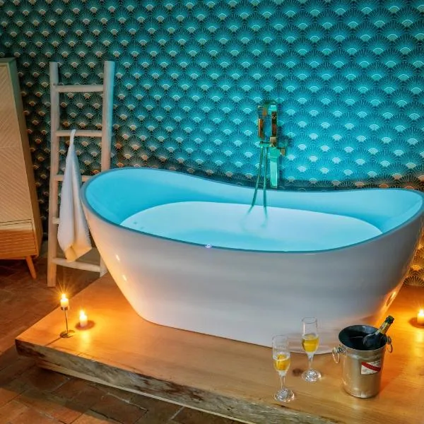 Jacuzzi - Centro Storico - Dolce Casa Mabi, hotel in Anguillara Sabazia