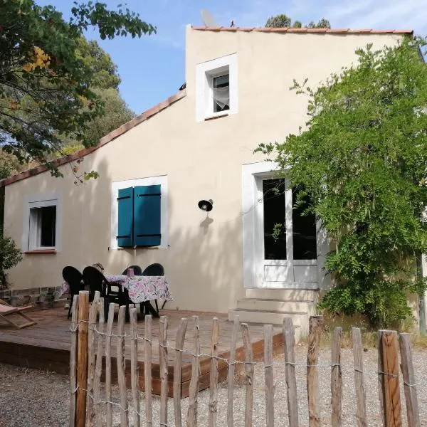 Maison dans les Corbières, hotel em Montséret