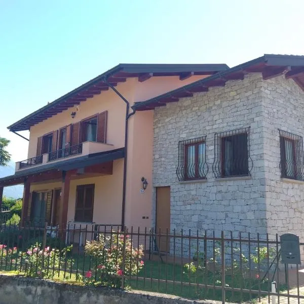 Casa Lory, hotell sihtkohas Colico