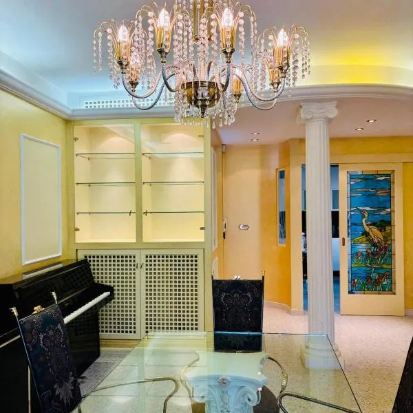 Villa Madonnina in riva al fiume Tirino, hotel in Bussi sul Tirino